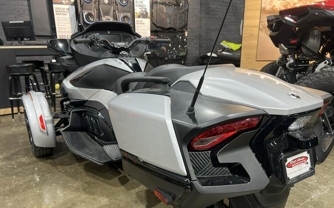 2023 CAN-AM SPYDER RT