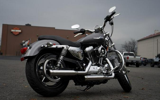 2016 Harley-Davidson® XL1200C - Sportster® 1200 Custom