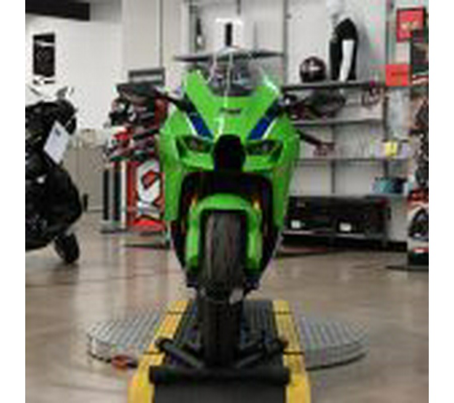 2024 Kawasaki Ninja ZX10R 40th Anniversary ABS