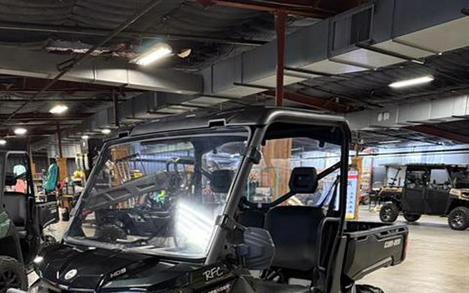 2023 Can-Am Defender DPS HD9