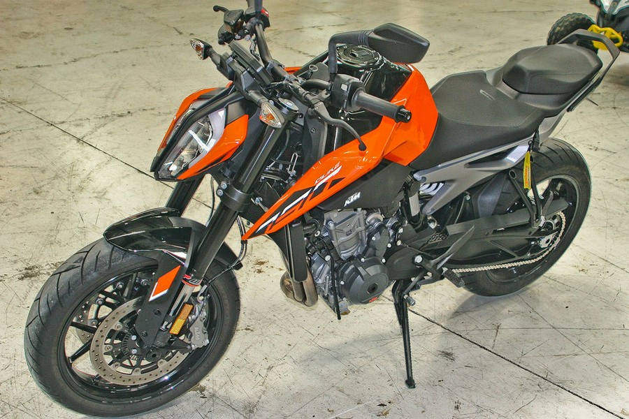 2024 KTM 790 Duke