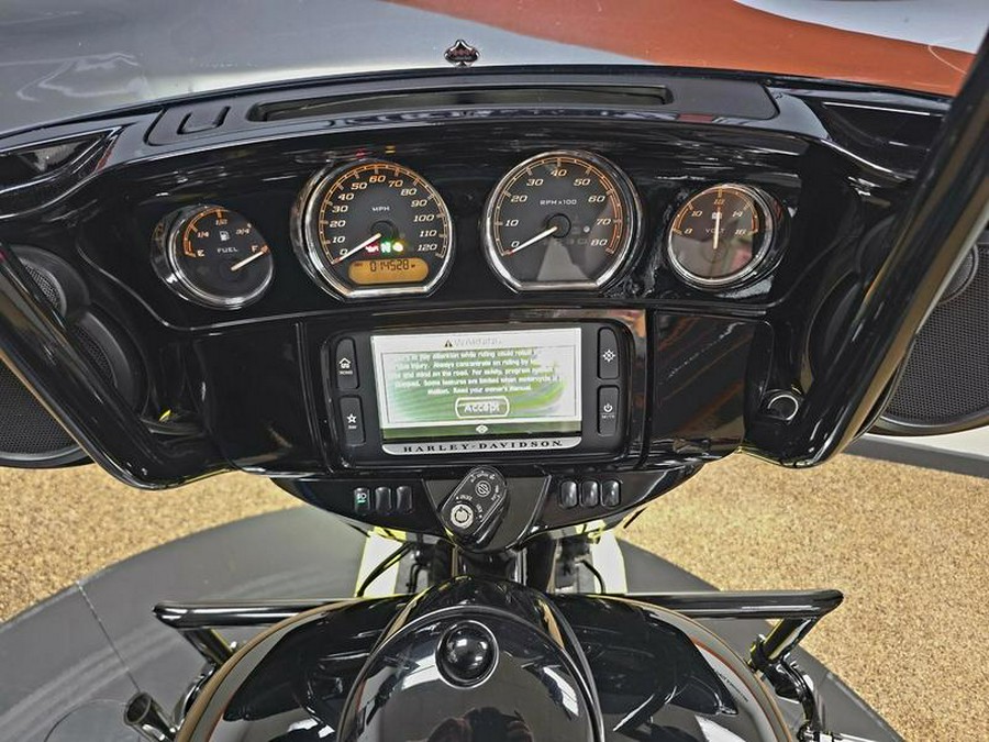 2018 Harley-Davidson® FLHXS - Street Glide® Special