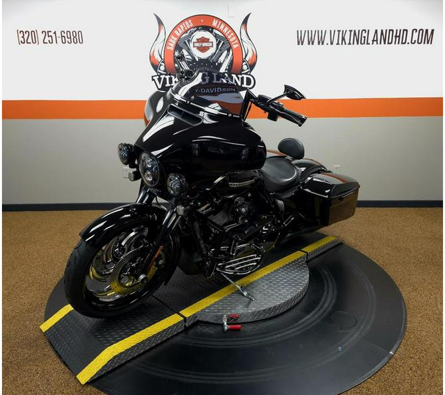 2018 Harley-Davidson® FLHXS - Street Glide® Special