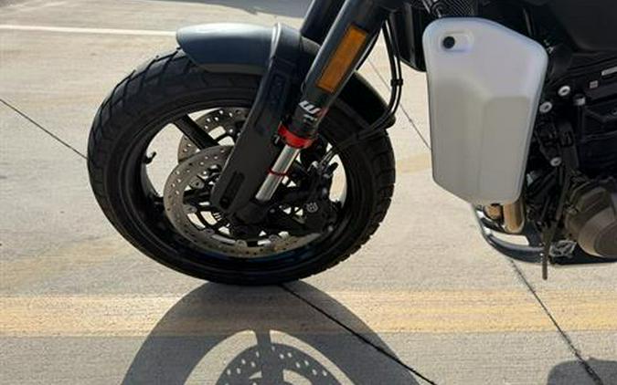 2025 Husqvarna Svartpilen 801
