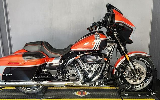 2024 Harley-Davidson CVO™ Street Glide® FLHXSE LEGENDARY ORNG W/ PINSTRIPE