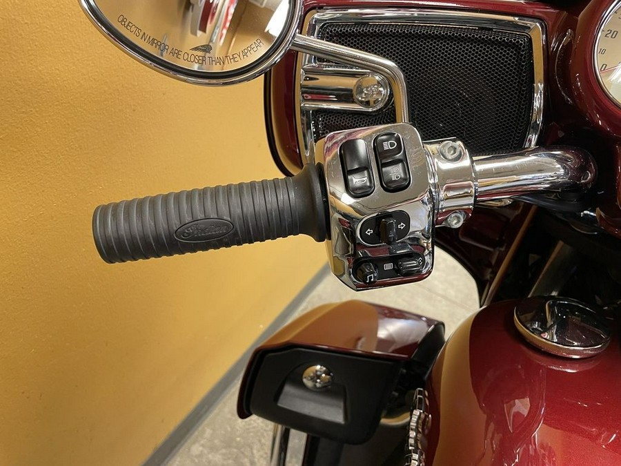 2018 Indian Motorcycle® Roadmaster® ABS Burgundy Metallic