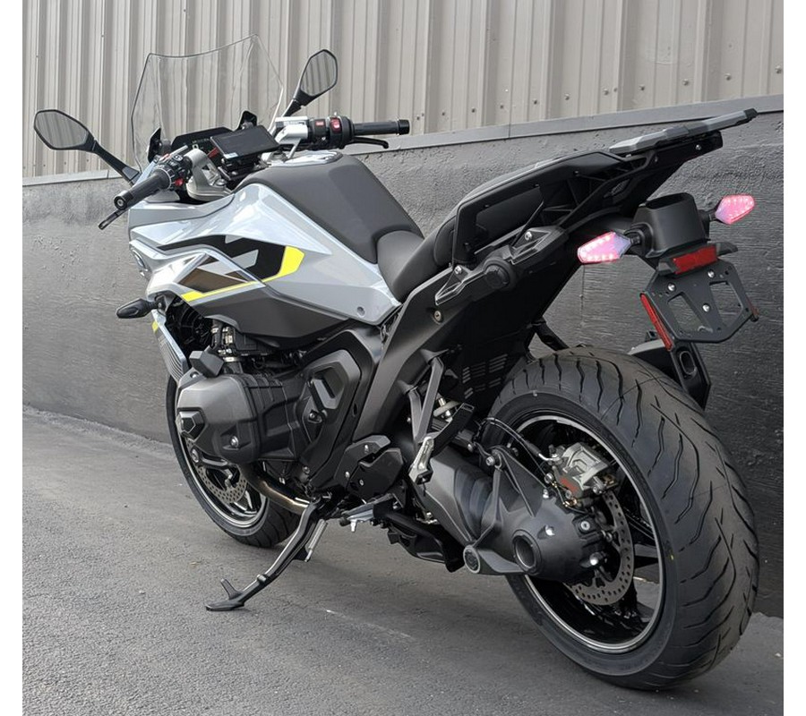 New 2026 BMW R 1300 RS