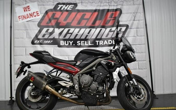 2022 Triumph Street Triple R Sapphire Black