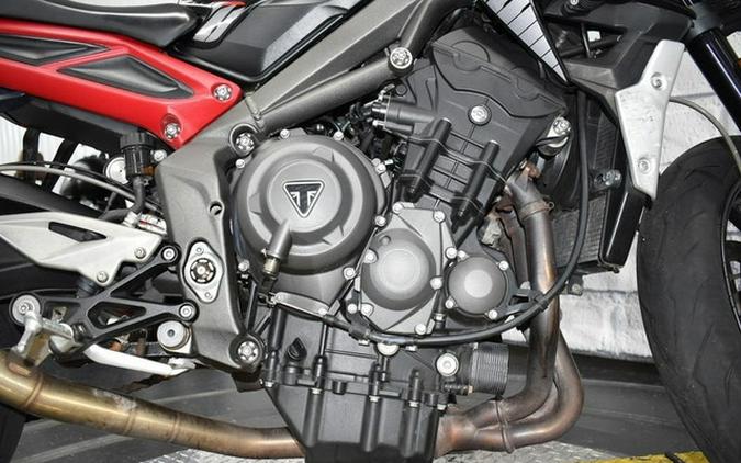 2022 Triumph Street Triple R Sapphire Black