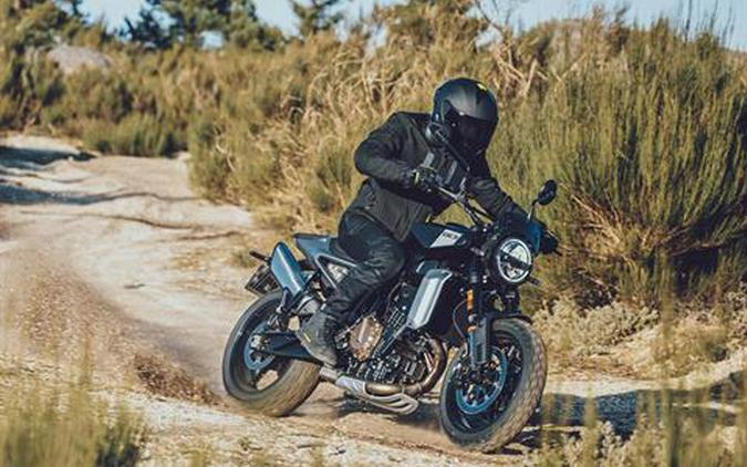2026 Husqvarna Svartpilen 801