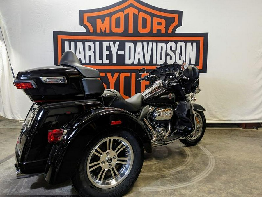 2024 Harley-Davidson® FLHTCUTG - Tri Glide® Ultra