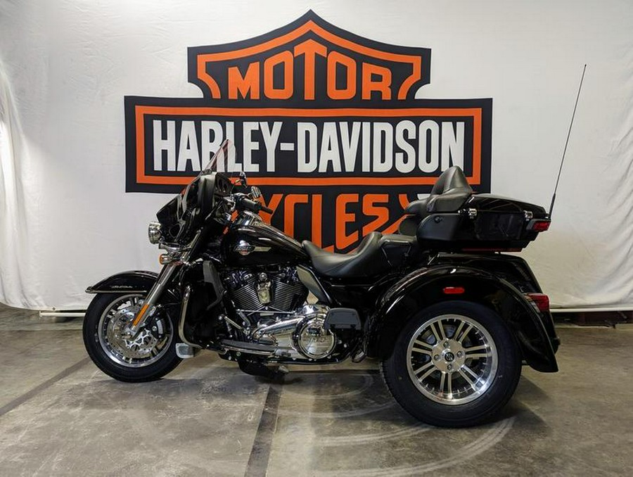 2024 Harley-Davidson® FLHTCUTG - Tri Glide® Ultra