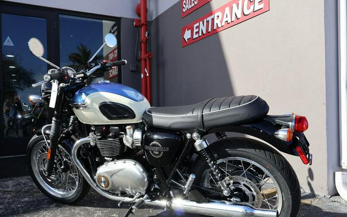 2026 Triumph Bonneville T120 Aegean blue