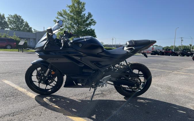2025 Yamaha YZF R3