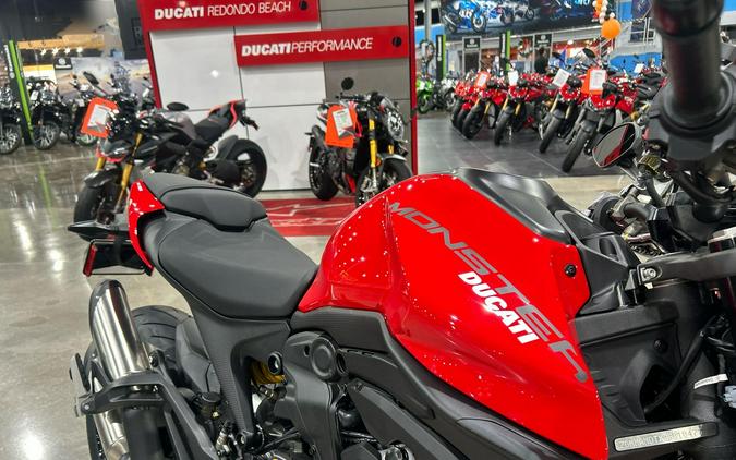 2026 Ducati MONSTER 937+