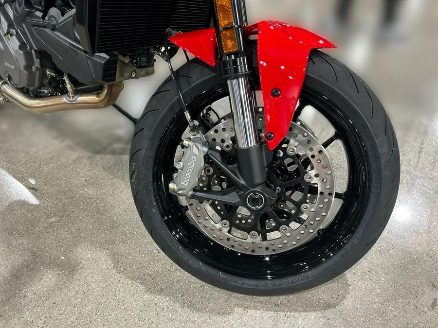 2026 Ducati MONSTER 937+