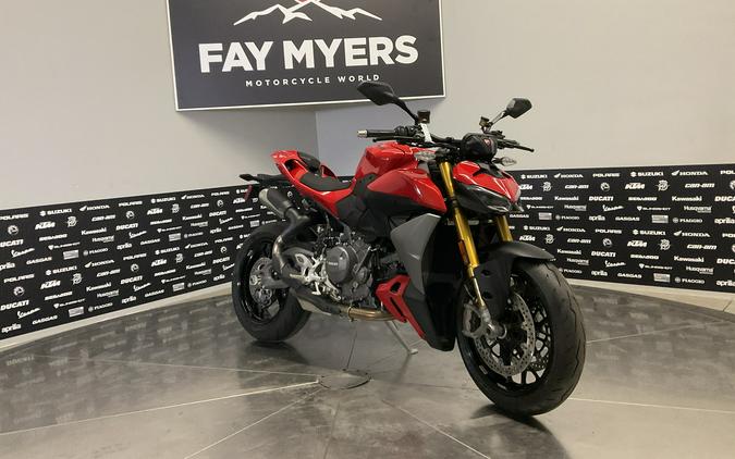 2026 DUCATI STREETFIGHTER V2S - 3193D