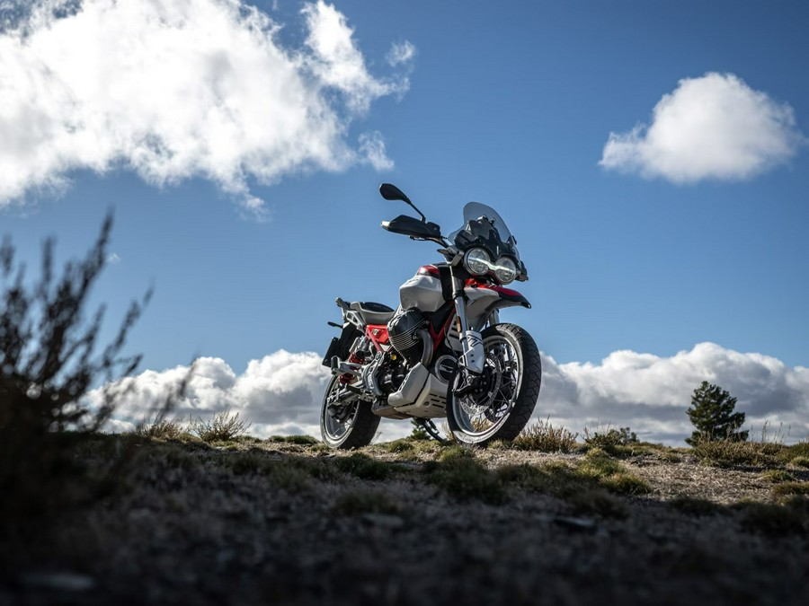 2025 Moto Guzzi V85 TT