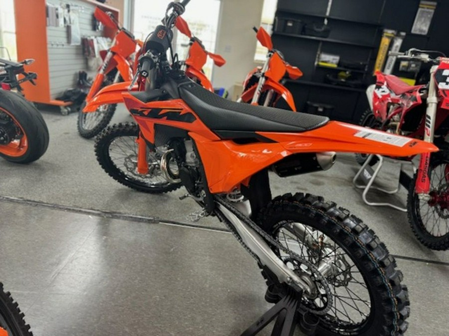 2025 KTM SX 300