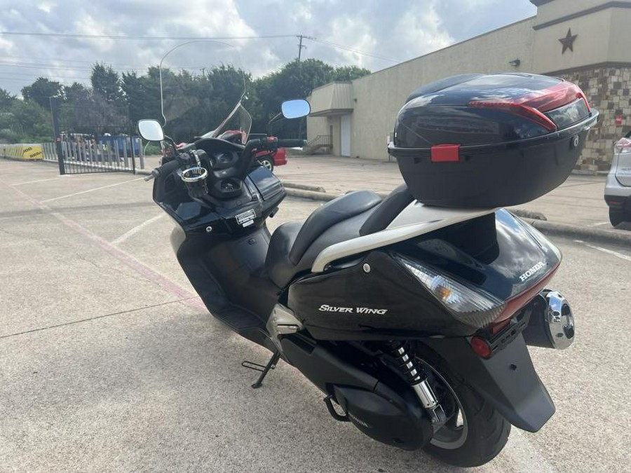 2002 Honda® SILVERWING