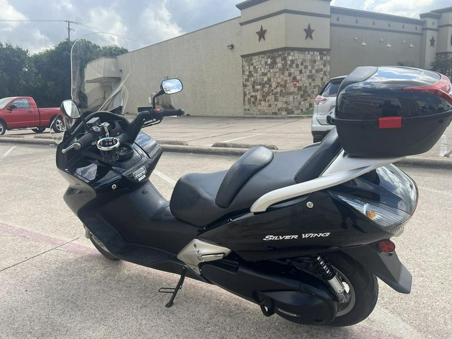 2002 Honda® SILVERWING