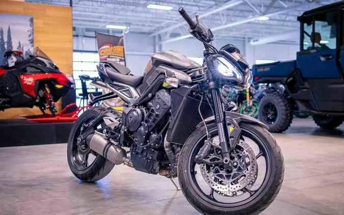2024 Triumph Street Triple 765 R Silver Ice