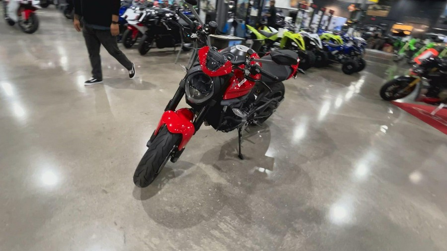 2026 Ducati MONSTER 937+