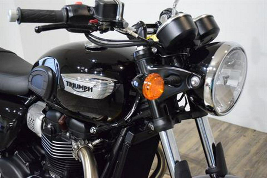 2022 Triumph Bonneville T100