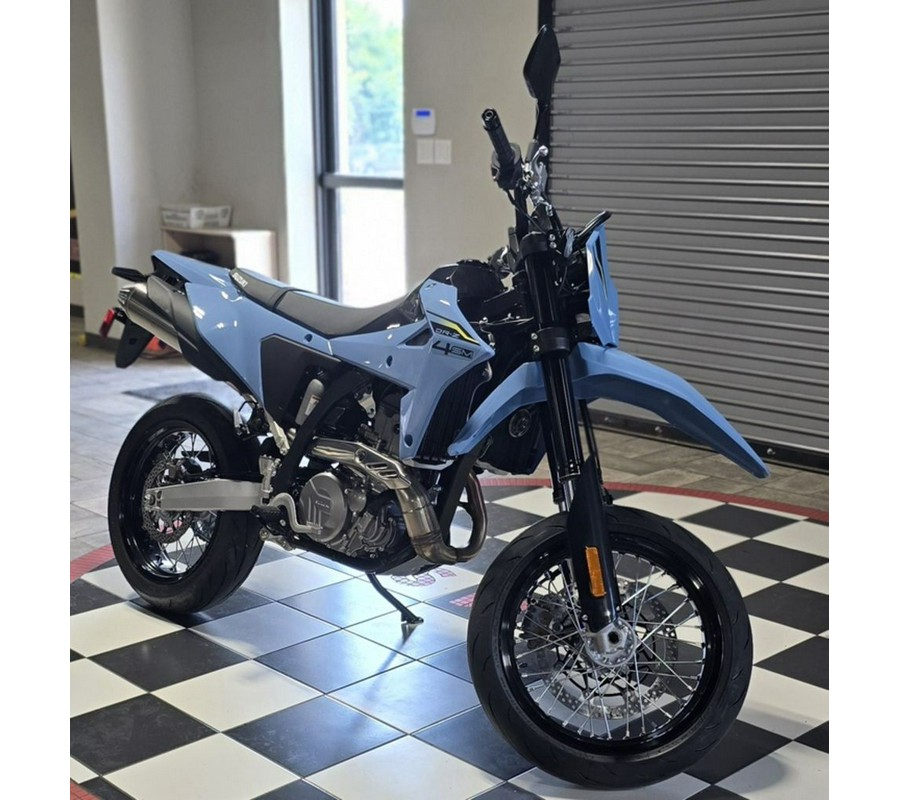 2025 Suzuki DR-Z4SM