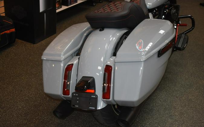 FLTRX 2025 Road Glide™