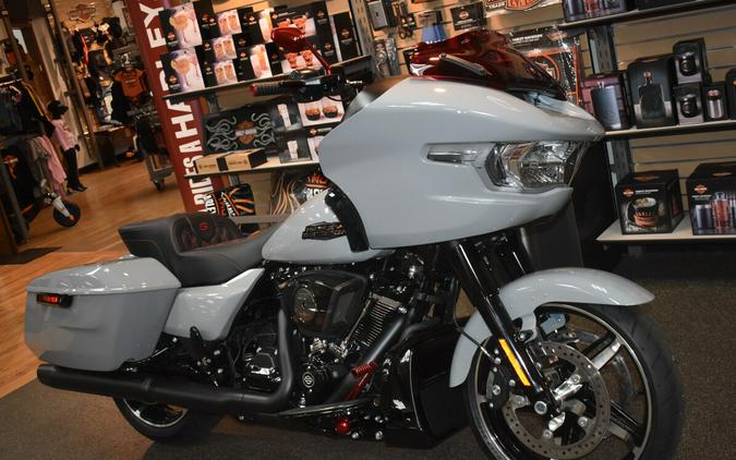 FLTRX 2025 Road Glide™