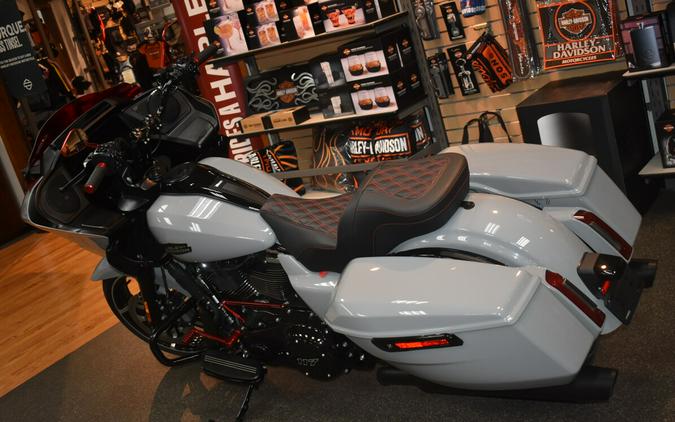 FLTRX 2025 Road Glide™