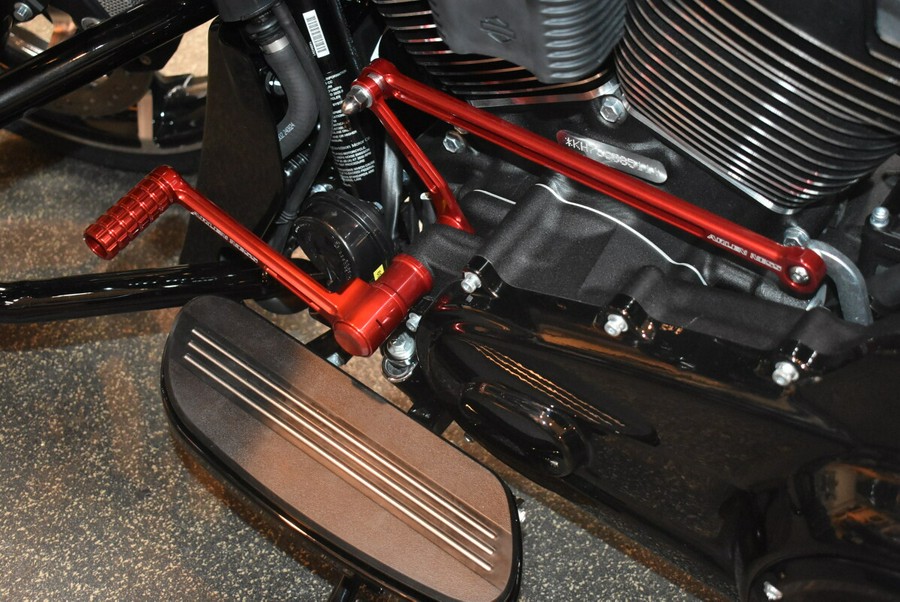 FLTRX 2025 Road Glide™