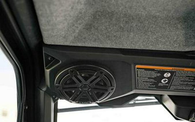 2026 Can-Am® Defender MAX XT CAB HD11 With 10.25 in.display