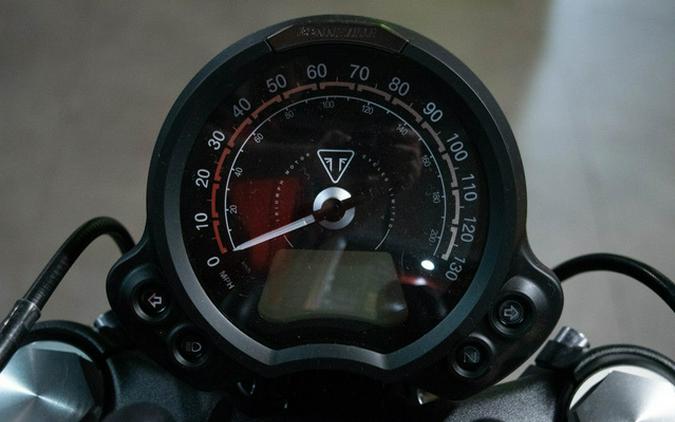 2026 Triumph Bonneville Bobber Jet black