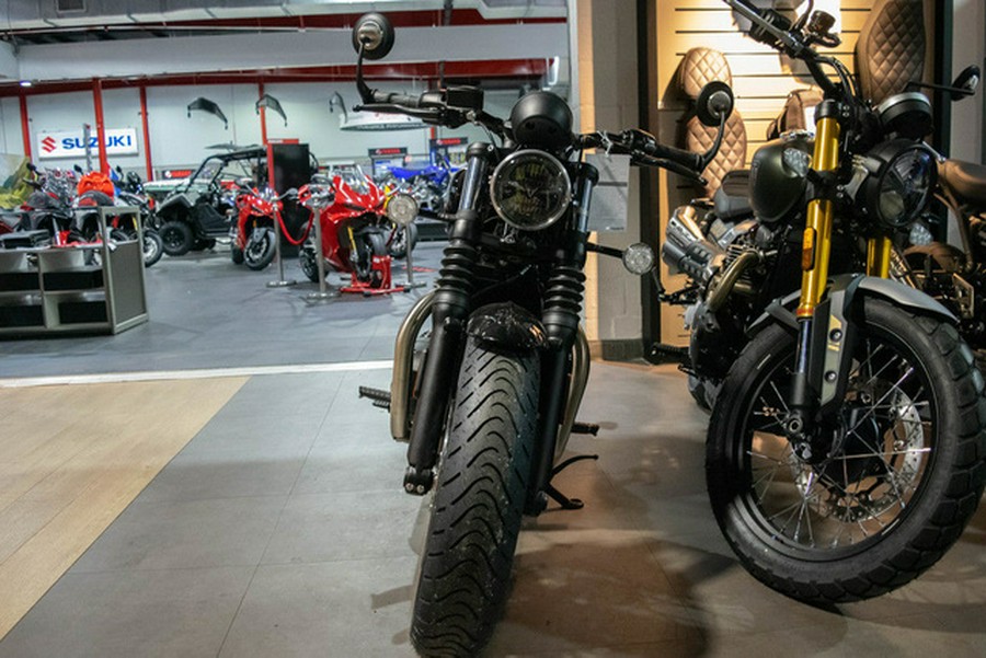 2026 Triumph Bonneville Bobber Jet black