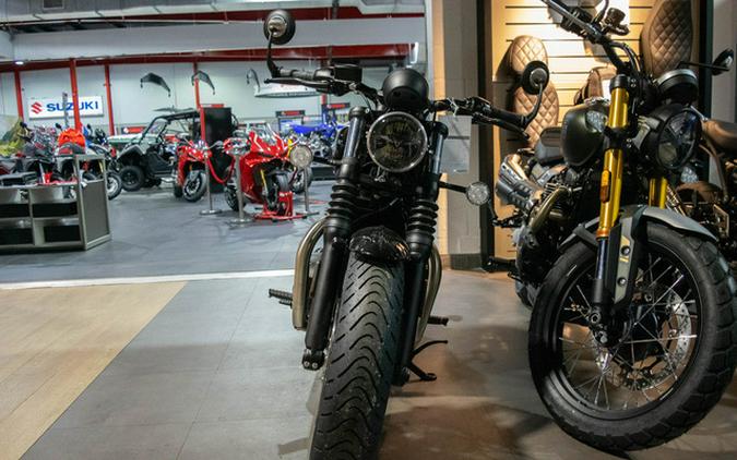 2026 Triumph Bonneville Bobber Jet black