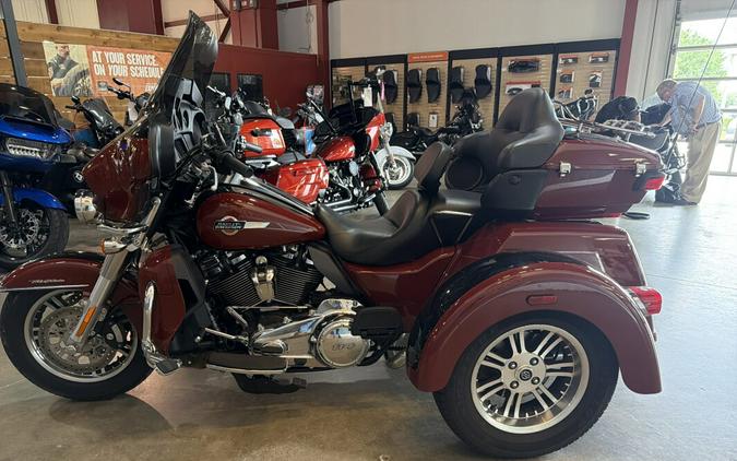 FLHTCUTG 2024 Tri Glide™ Ultra
