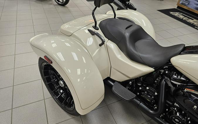 FLRT 2023 Freewheeler®