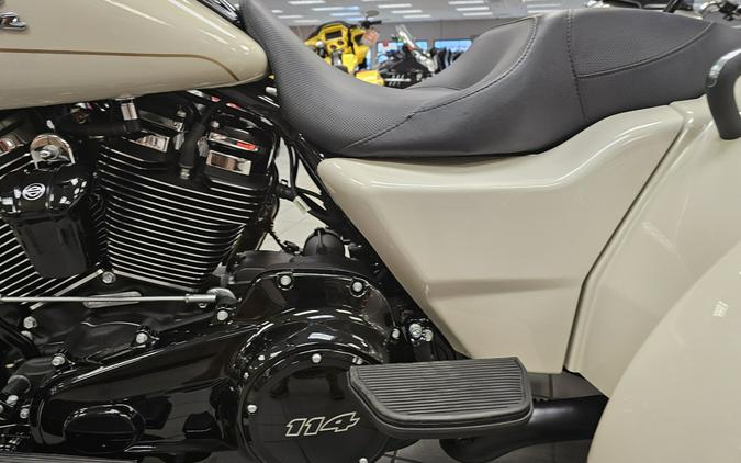 FLRT 2023 Freewheeler®