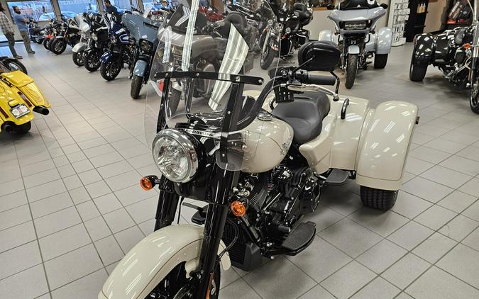 FLRT 2023 Freewheeler®