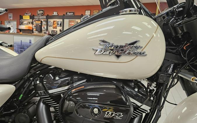 FLRT 2023 Freewheeler®