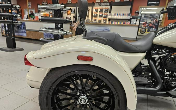 FLRT 2023 Freewheeler®