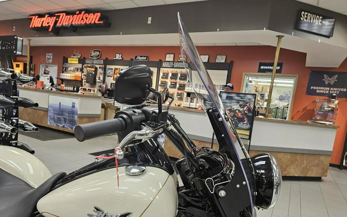 FLRT 2023 Freewheeler®