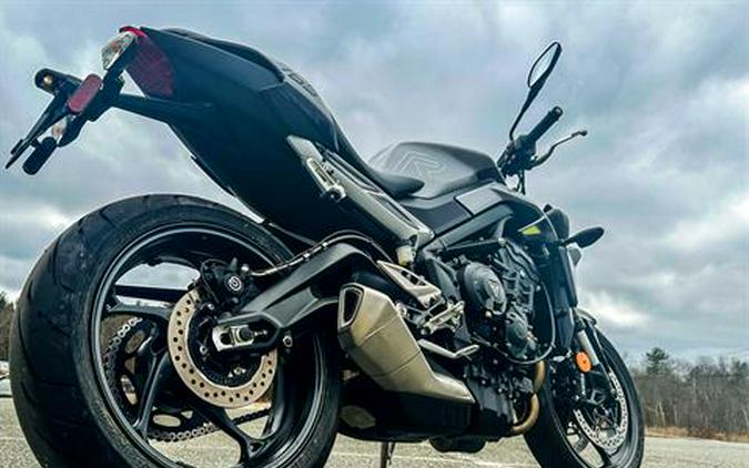 2024 Triumph Street Triple 765 R