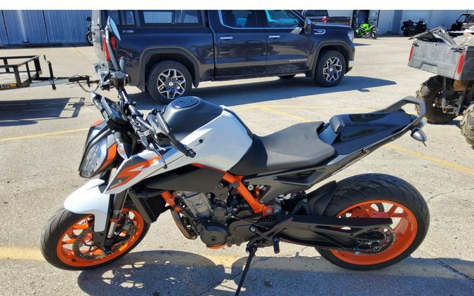 2020 KTM DUKE 890R