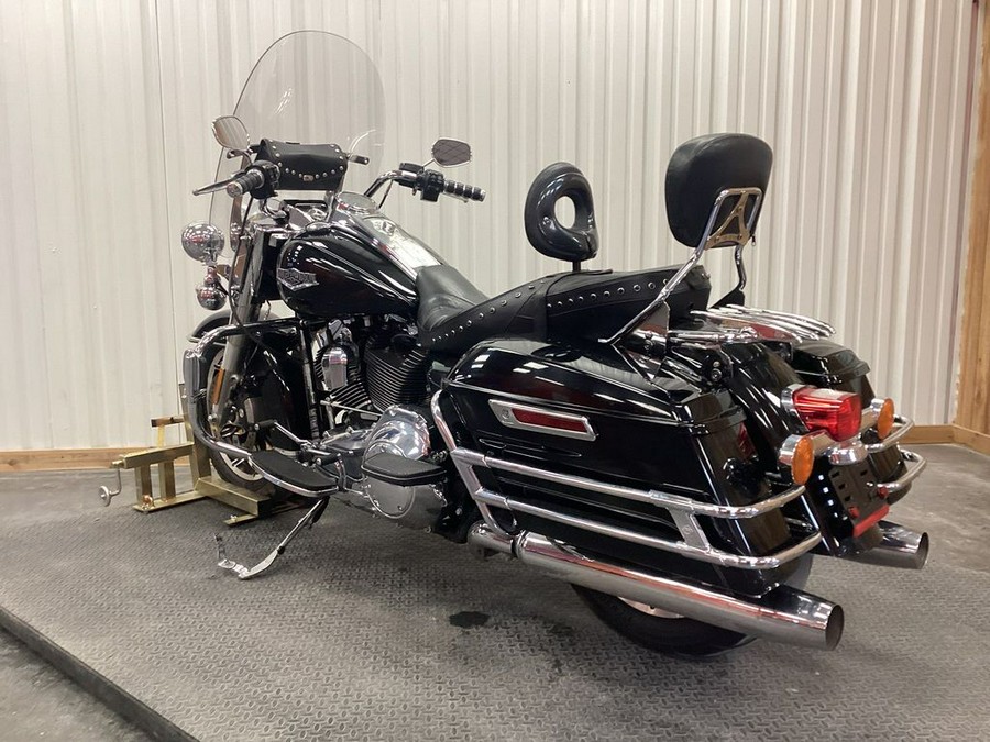 2014 Harley-Davidson Road King® Base