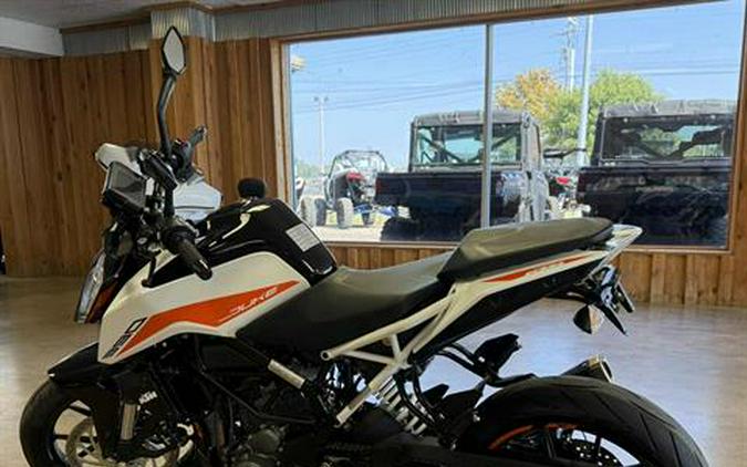 2021 KTM 390 Duke