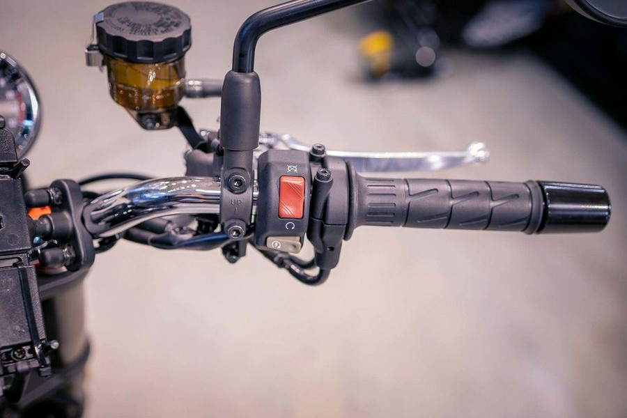 2024 Kawasaki Z900RS ABS