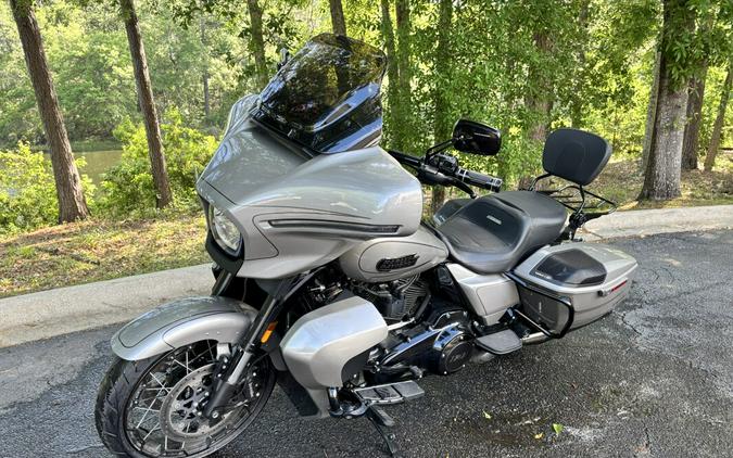 FLHXSE 2023 CVO™ Street Glide®